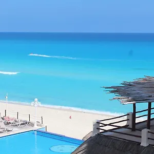 https://best-beach-apartments-cancun-plaza.quintano-roohotels.com